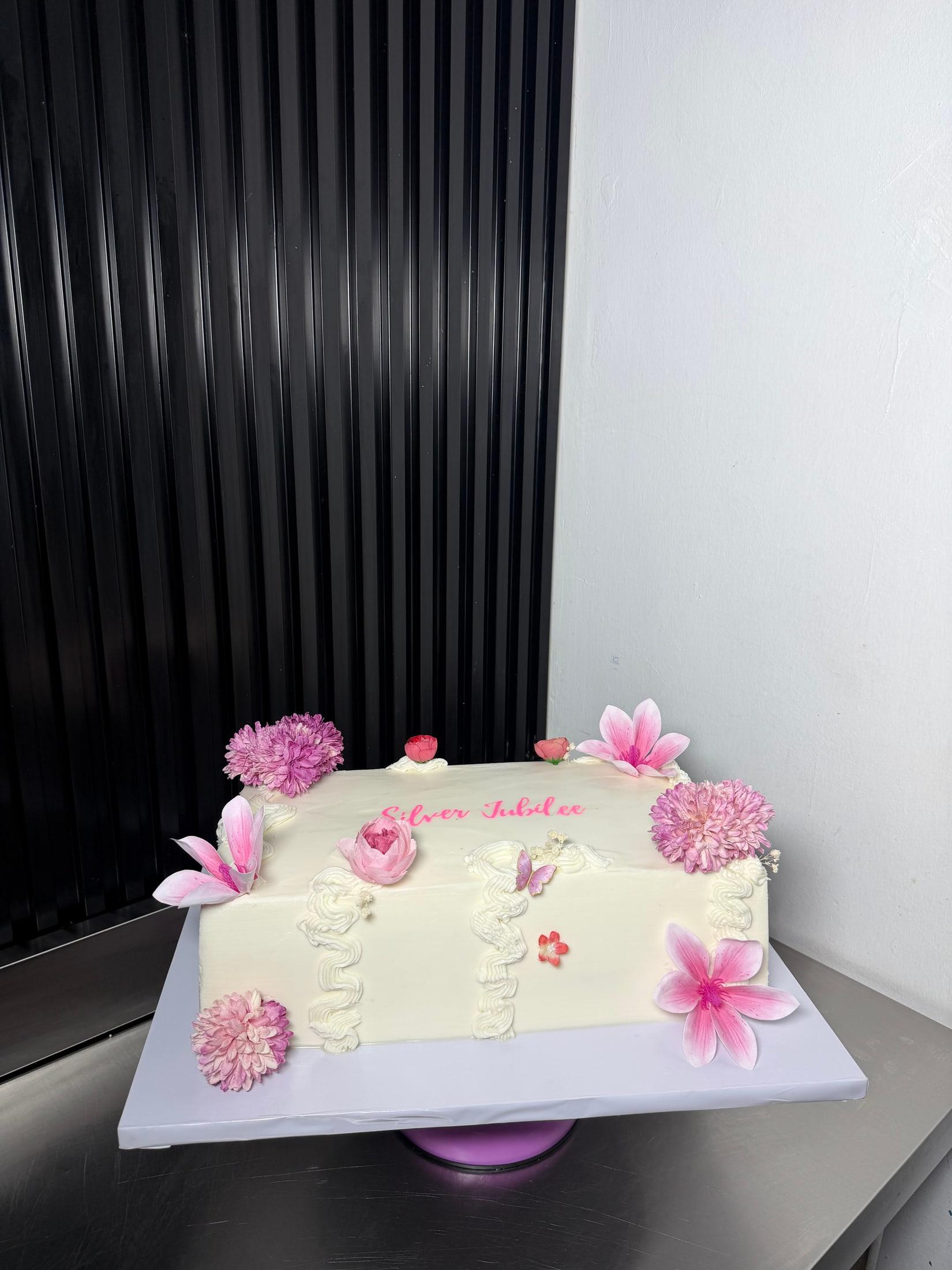 RIAM’s CREAMY TREAT featured work 4