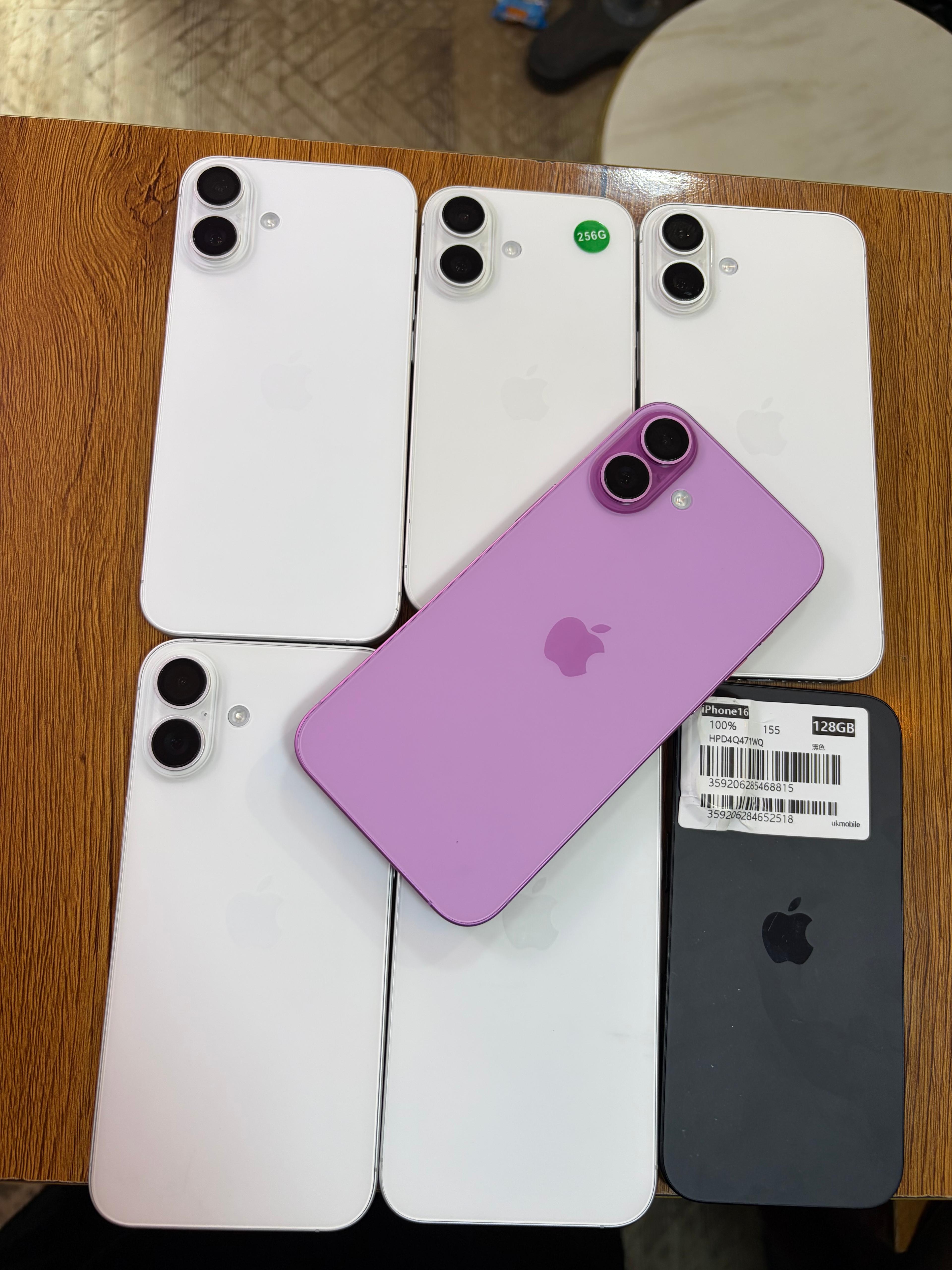 6040 Tech Fix & Gadget Store featured work 2