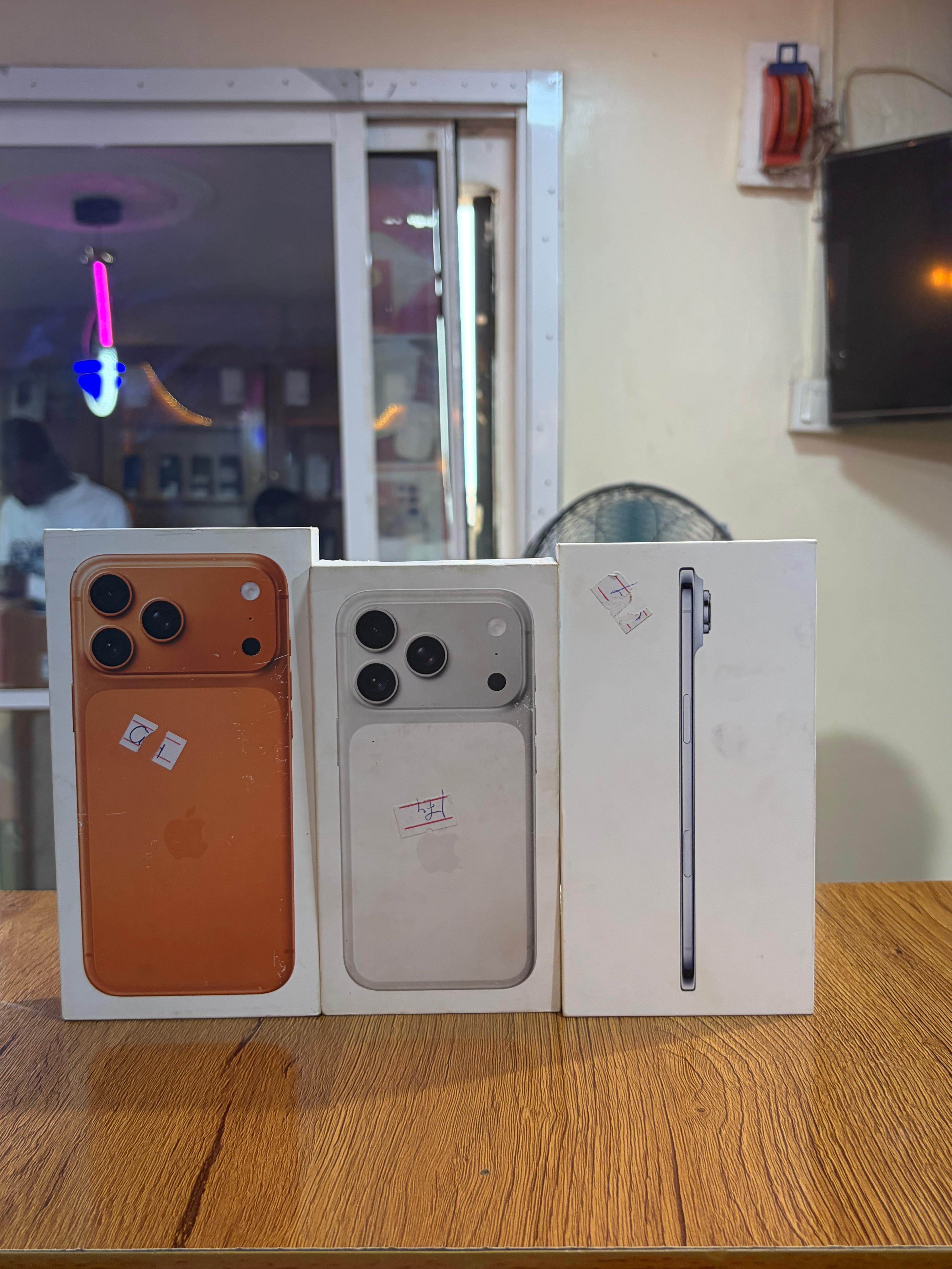 6040 Tech Fix & Gadget Store featured work 1